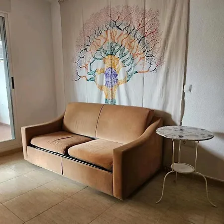 Homestay Habitacion En Piso Compartido Cerca De Playa *